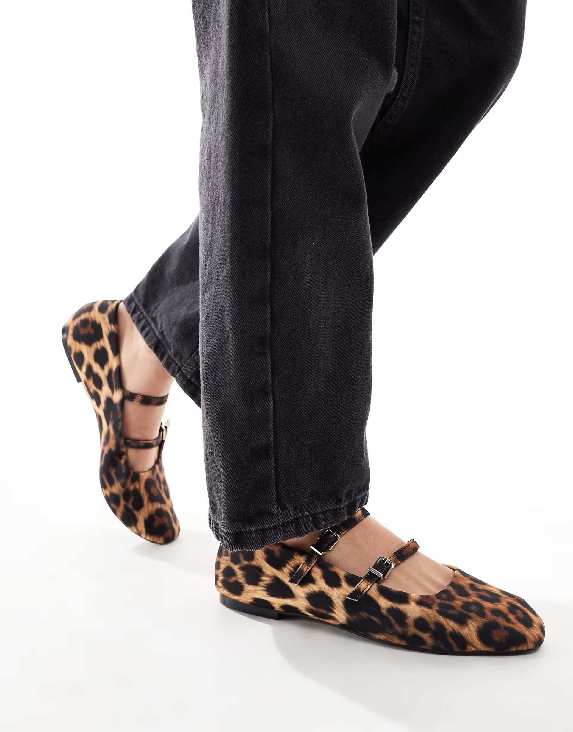 Pull&Bear mary jane ballet flats in leopard | ASOS (Global)