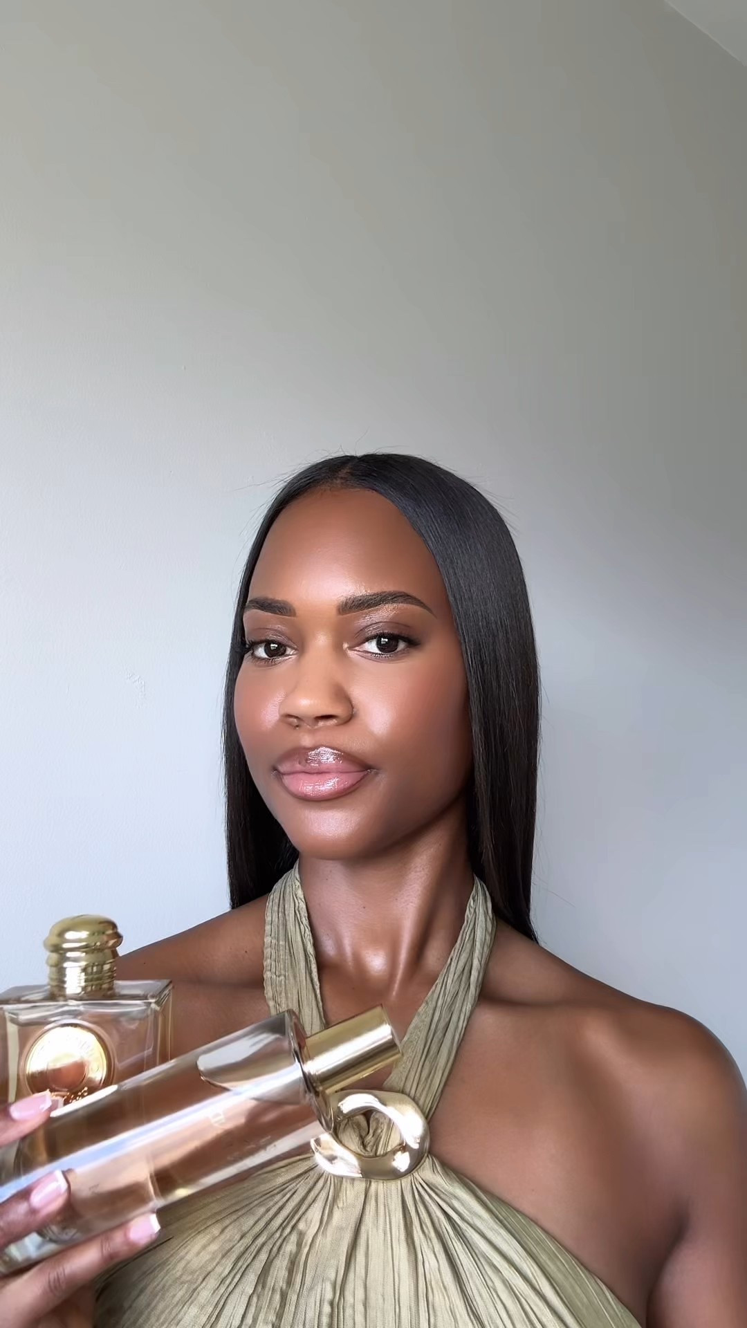 Top is HALTER-NECK TIE-CLOSURE TOP from @ancosti 🤍

fragrance - Burberry / goddess + Zara / rose gourmand 

#LTKBeauty #LTKStyleTip #LTKSeasonal