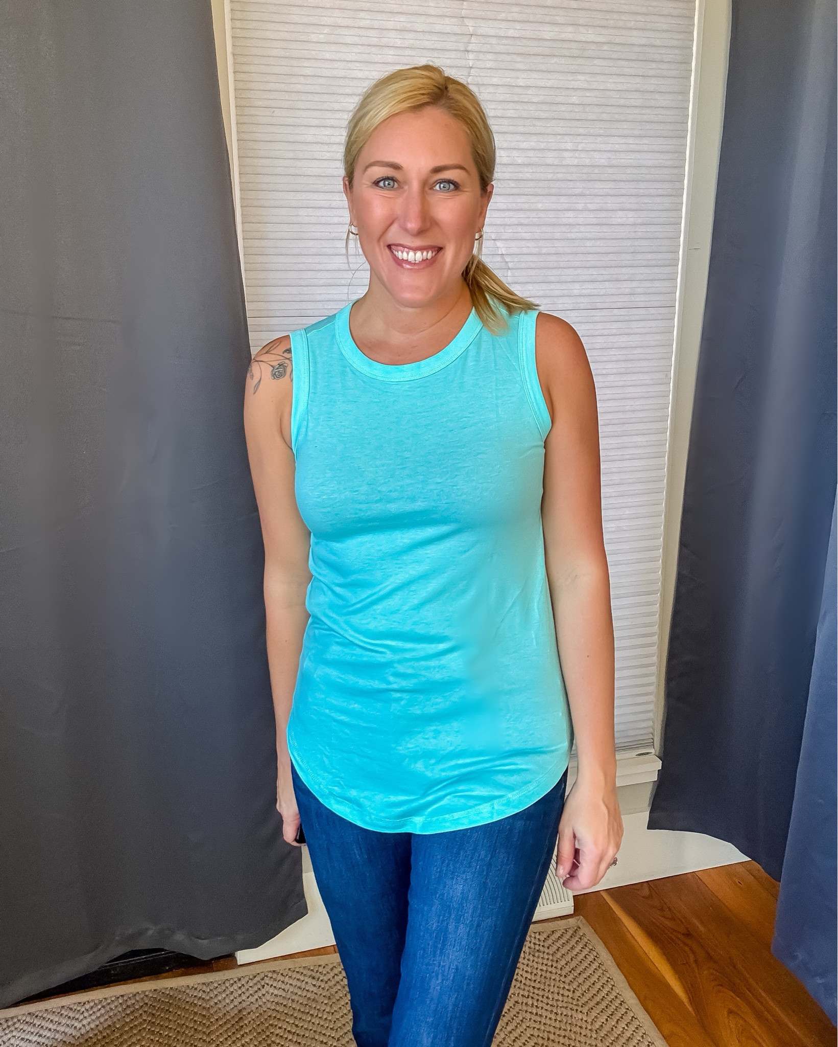 Great basics are essential in every closet. This top can be paired with so many things and worn so many ways! I absolutely love the color and the length can be worn tucked or untucked! 