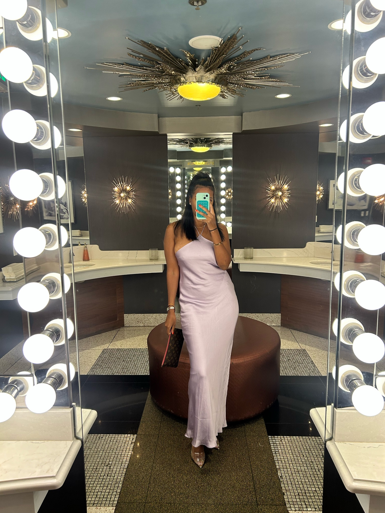 Lilac silk maxi dress 😍
Wedding guest dress