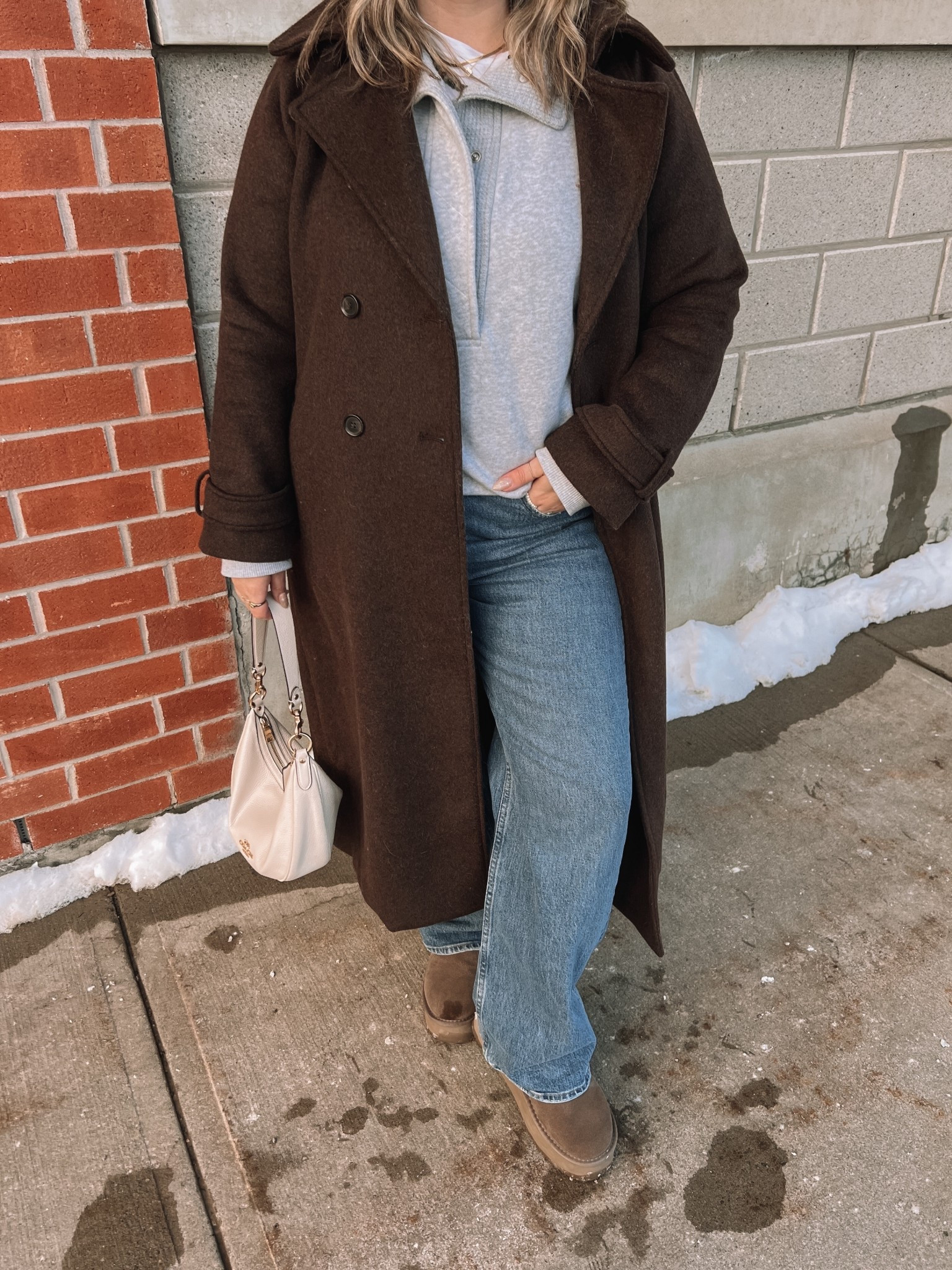 Casual winter ootd! Wearing my usual size L in the chocolate brown wool blend coat & perfect white tee. Linked this year’s version of my quarter snap sweatshirt, also wearing L. Wearing 32 in my fave Abercrombie jeans. Ugg style platform boots are Amazon and such good quality, I’m usually a 9.5-10 and wear a 10.


#LTKwinter #LTKjeans #LTKmidsize