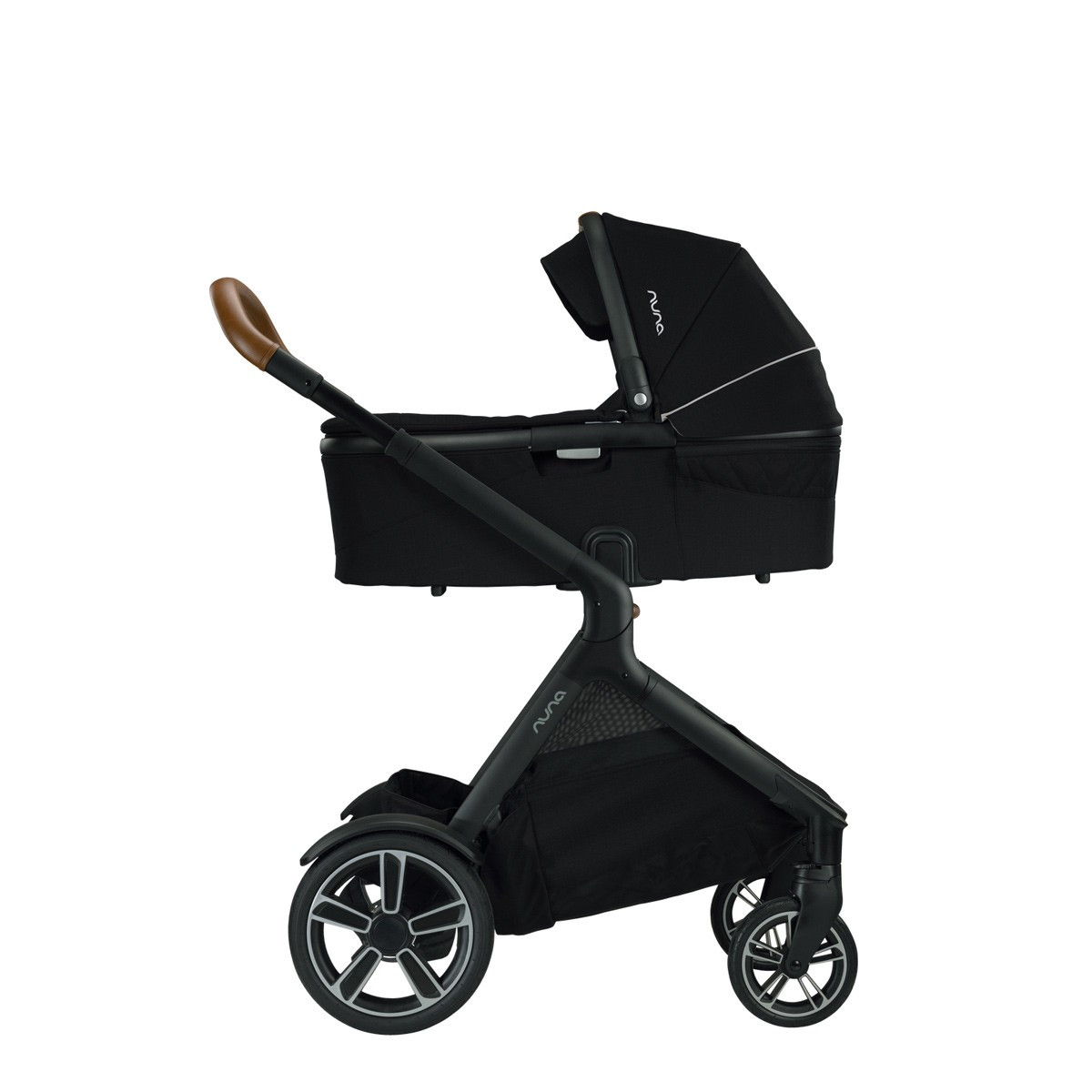 Nuna Demi Grow Bassinet (Color: Caviar) | The Tot