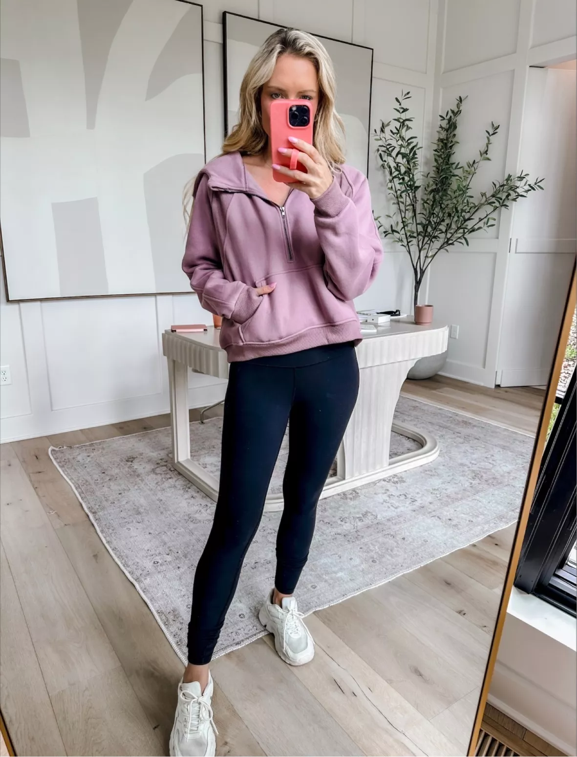Look We Love: Pink & Black  Fashion, Leggins outfit, Outfits with
