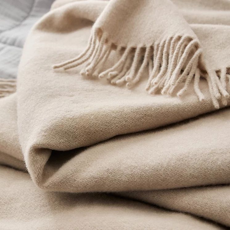 Luxury Wool Cashmere Throw | The White Company (UK)