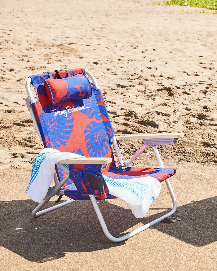 Monstera Quilt Deluxe Backpack Beach Chair | Tommy Bahama