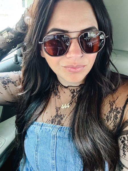 The sunglasses you need this summer! 

Summer outfit 
Lace top
Jeans
Aviator sunglasses
Retro 

#LTKStyleTip #LTKFindsUnder50 #LTKMidsize