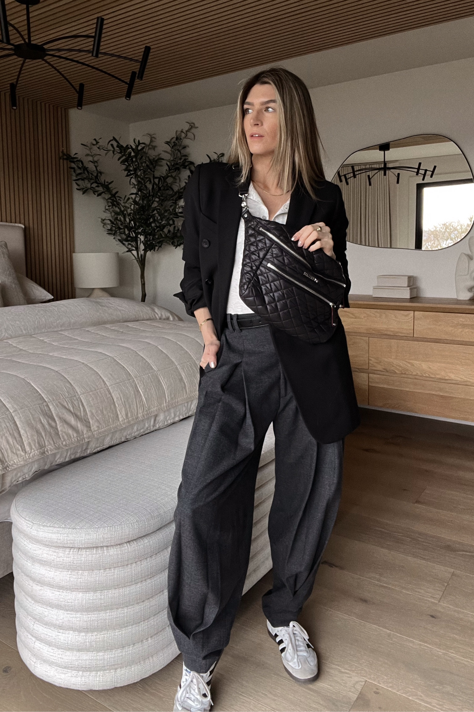 30 DAYS OF STYLING WHAT I OWN // day 27 of 30 : grey on grey ftw

#LTKMostLoved #LTKstyletip #LTKitbag