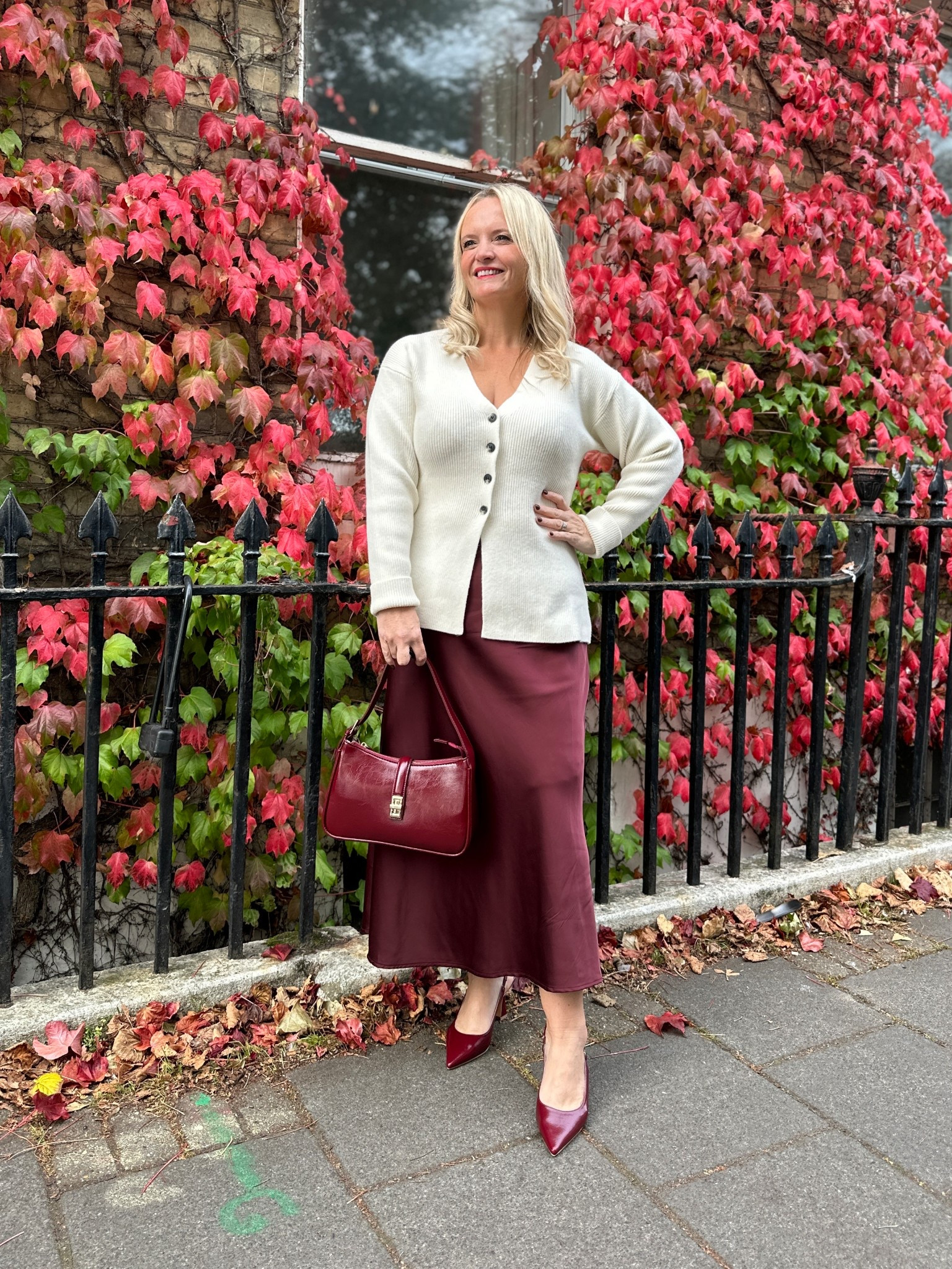 I picked up this longline waisted cardigan in the @hm sale recently and it’s been such a useful addition to my wardrobe. It’s perfect if like me you’re a bit conscious of your tummy area when wearing more clingy things like satin skirts. 
My shoes are the Chantelle slingback heels from @paradox_london and I’ve also added the matching Orabella bag. 

#LTKautumn #LTKmidsize #LTKpetite