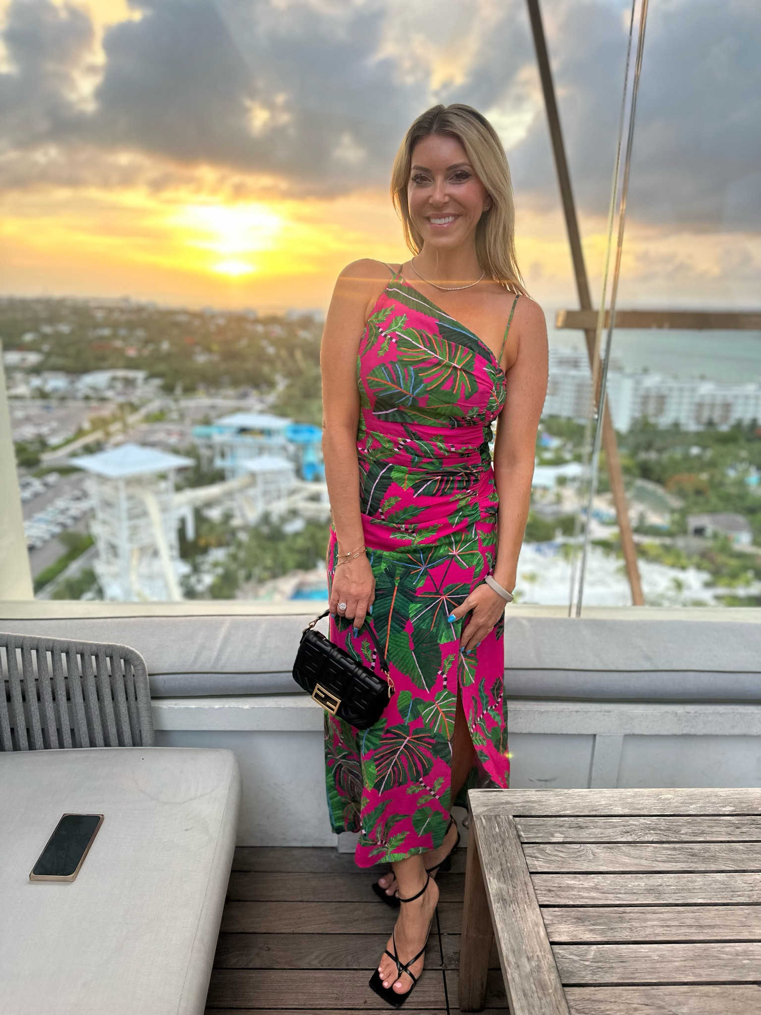 Prettiest tropical dress! 

#LTKstyletip #LTKFind #LTKsalealert