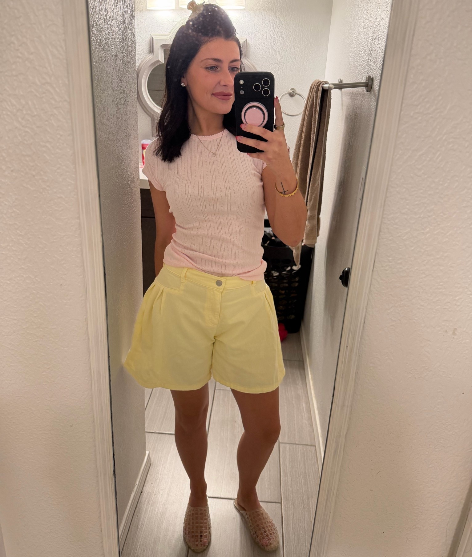 summer ootd 💛🩷

summer ootd, ootd, outfit inspo, target, target style, walmart fashion, walmart, walmart finds, target finds

#LTKootd #LTKmomlife #LTKgrwm