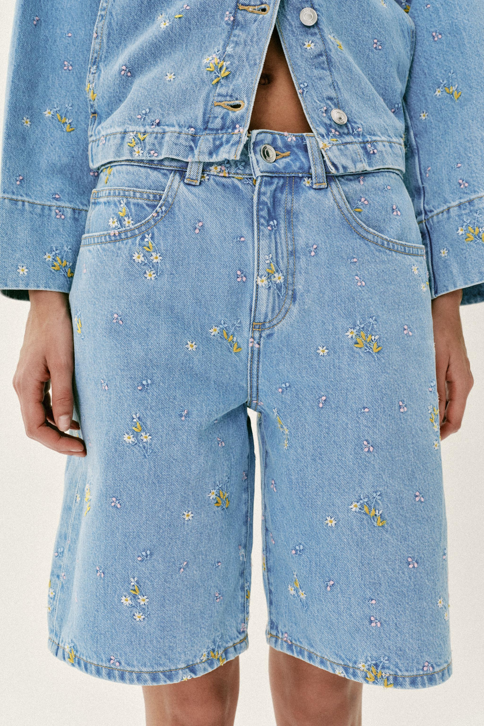 Z1975 EMBROIDERED FLORAL DENIM BERMUDA SHORTS | Zara UK