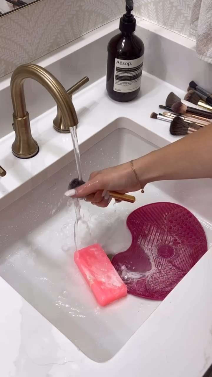 Sephora Savings Event!! Up to 30% off with code: SPRINGSALE

Wash my makeup brushes with me !! 🩷🫧🫶🏼

Linked some of my favorite brushes, including from the Sephora collection!



Beauty insider, Rouge, VIB, makeup brushes, applicators, tools, routine, spring cleaning, sales, good deals, Sidneymarieduke

 

 #LTKSaleAlert #LTKBeauty