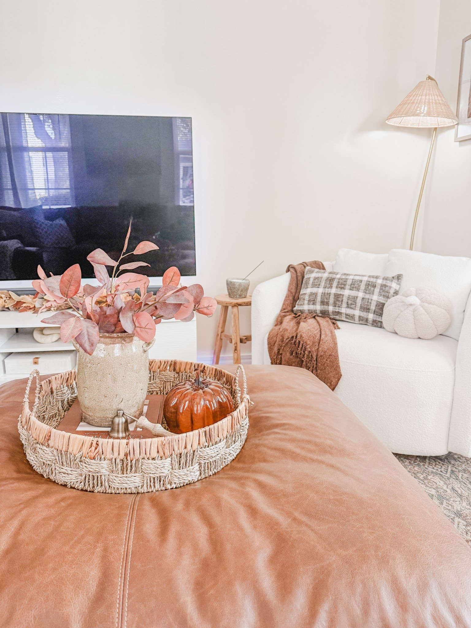 Fall Decor 🍂

#LTKStyleTip #LTKFallSale #LTKSeasonal