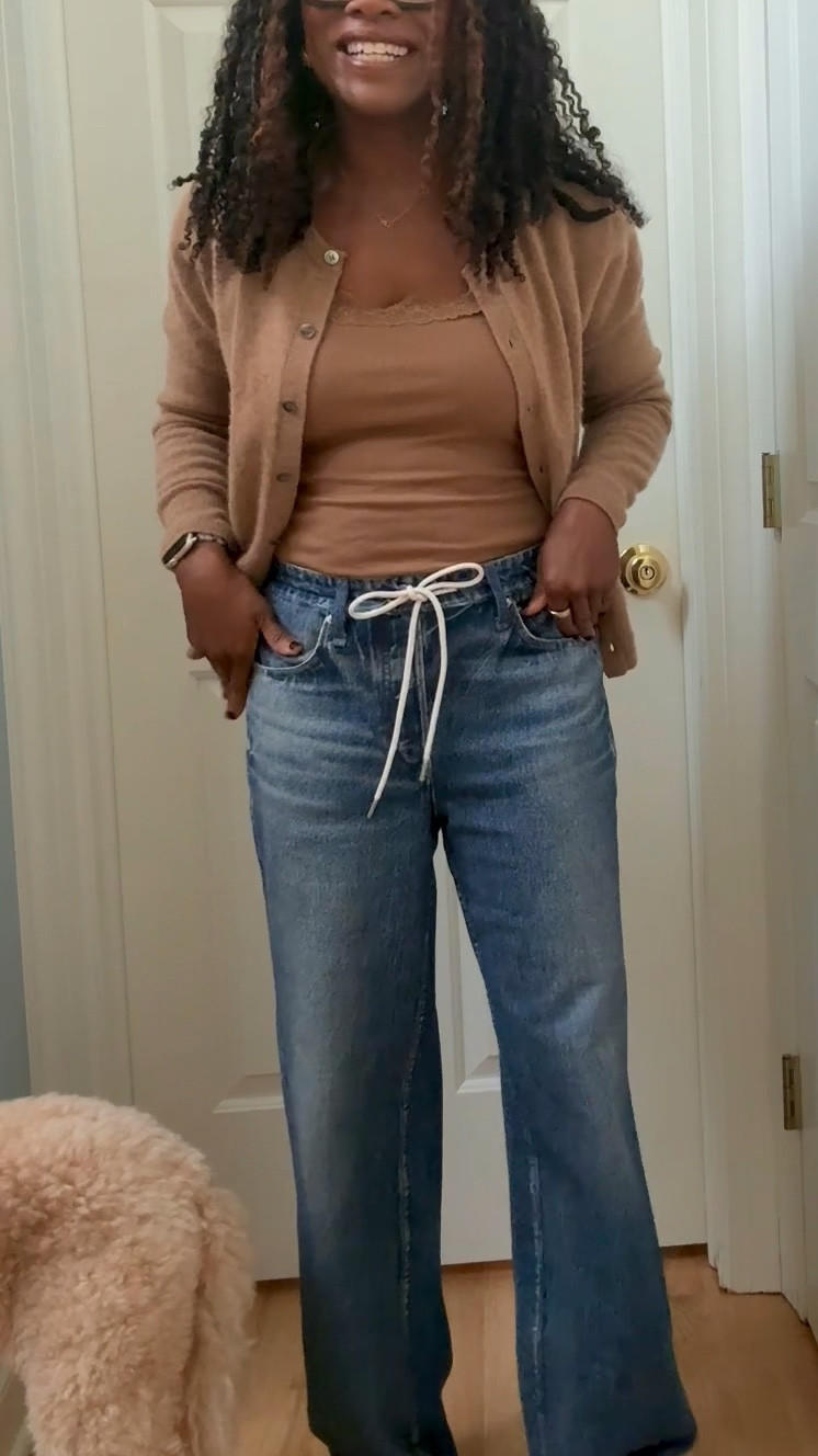 Sweatpants that pretend to be jeans?
Say less.  @ragandbone did THAT😌✨

What took me so long?!🤦🏾‍♀️

Finally got my hands on the @ragandbone Miramar sweatpants jeans….and they completely live up to the hype!!

#LTKootd #LTKOver40