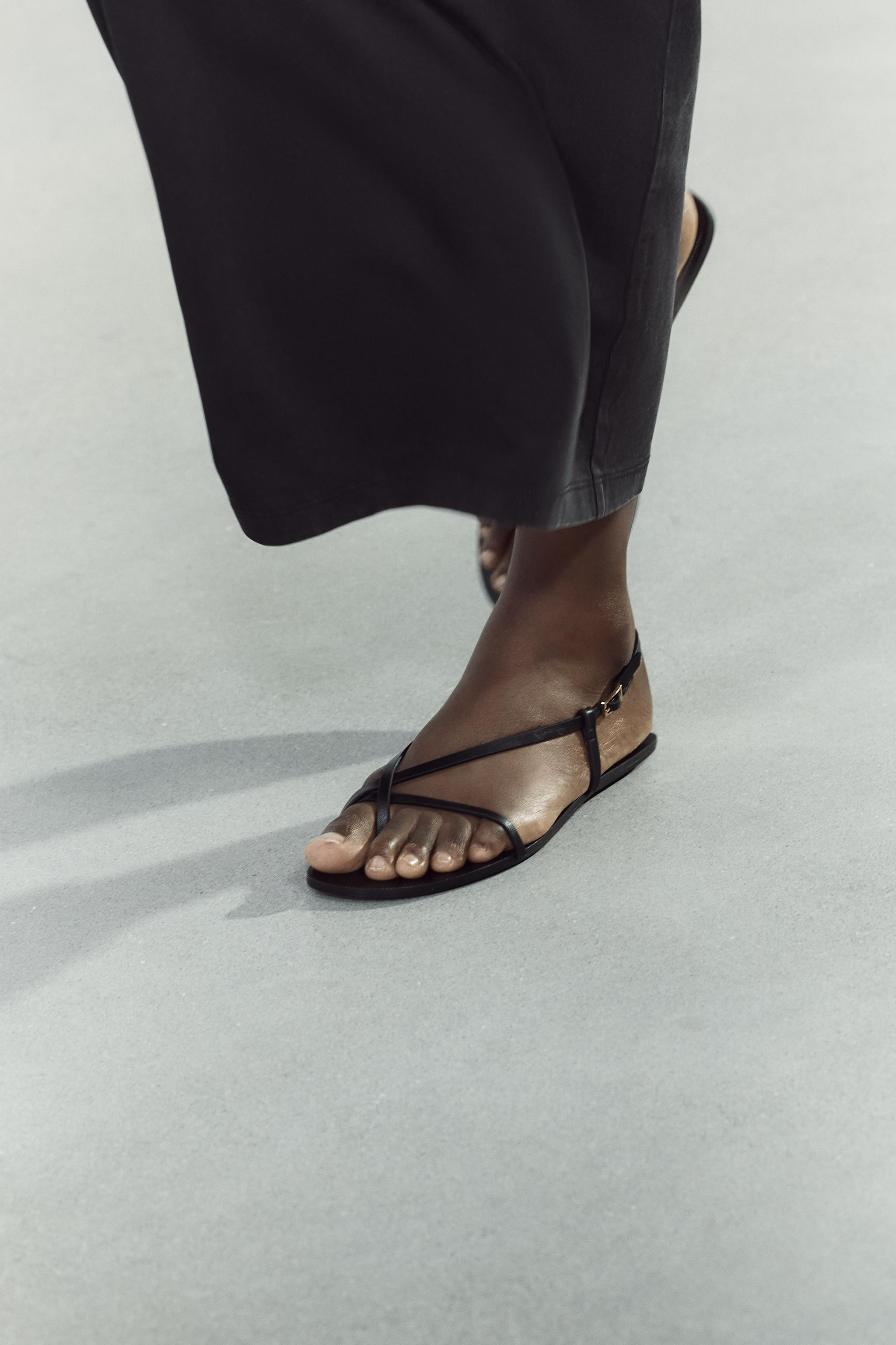 FLAT SANDALS WITH METAL DETAIL | Zara UK