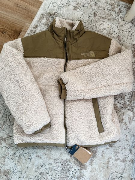 The perfect fall jacket from DHG8 🤎🐻 Obsessed and it’s reversible! The quality is 10/10! #jacket #fallstyle #fallvibes 

#LTKGiftGuide #LTKSeasonal #LTKfindsunder100