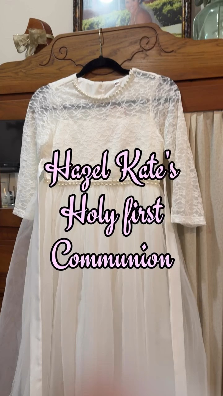 I pray you felt so special today!!!! It was a beautiful first holy communion!!! We are so proud of the young lady you are becoming!!! 
#firstcommunion #blessthischild #catholic #holycommunion #faith