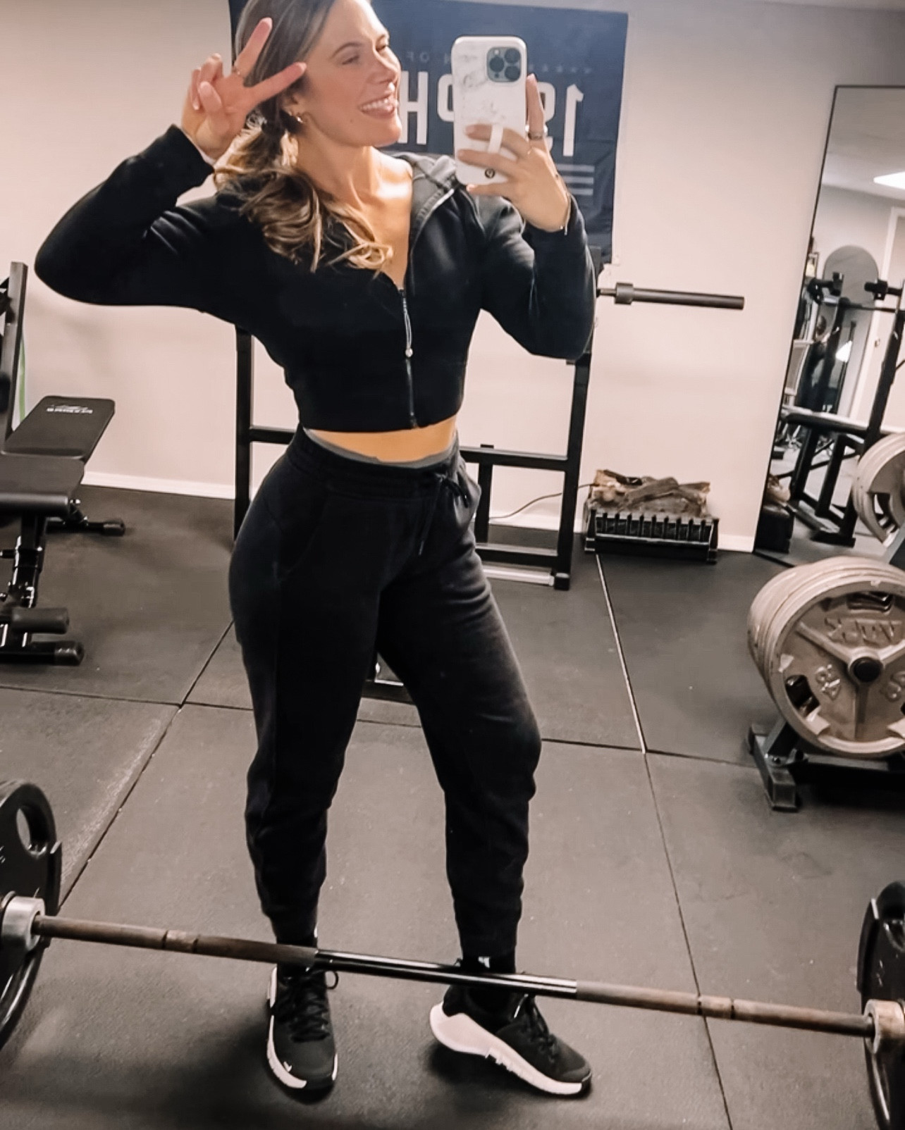 BaileyBFitness Leg day! 👏🏼 
show up for future you!

Size 6 cropped scuba 
Size 6 loungeful jogger
Size 8.5 Nike Metcon6

#LTKFitness #LTKTravel #LTKActive