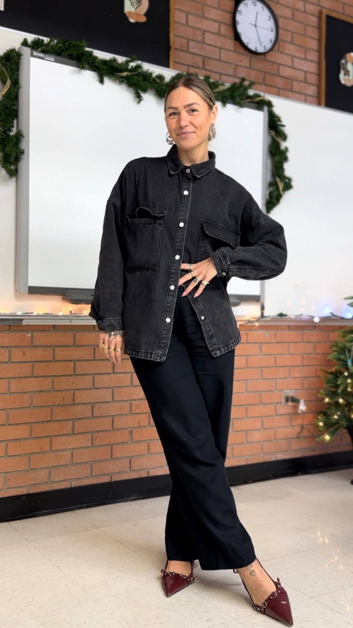 Teacher outfit! Black denim jacket and pants

#LTKcanada #LTKwinter #LTKworkwear