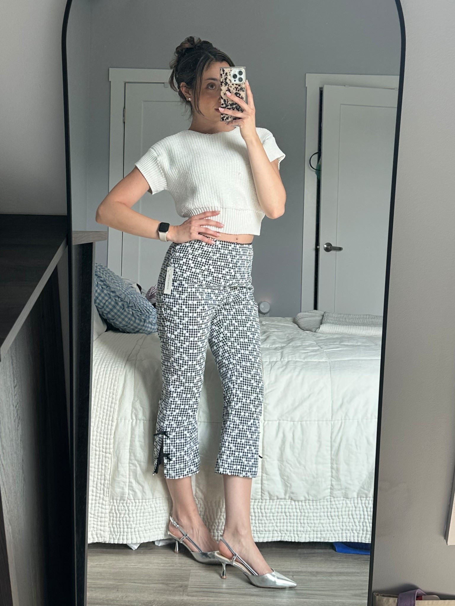 The cutest capris you’ll ever own 🤍

#LTKStyleTip #LTKSummerEdit #LTKWorkwear