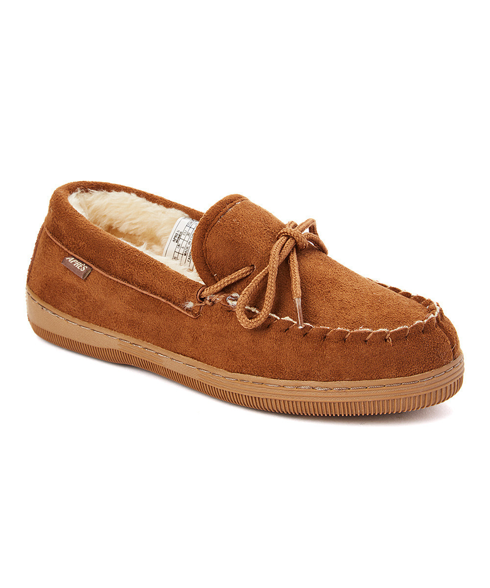 Apres by Lamo Women's Slippers Chestnut - Chestnut Apres Moccasin Slipper - Women | Zulily