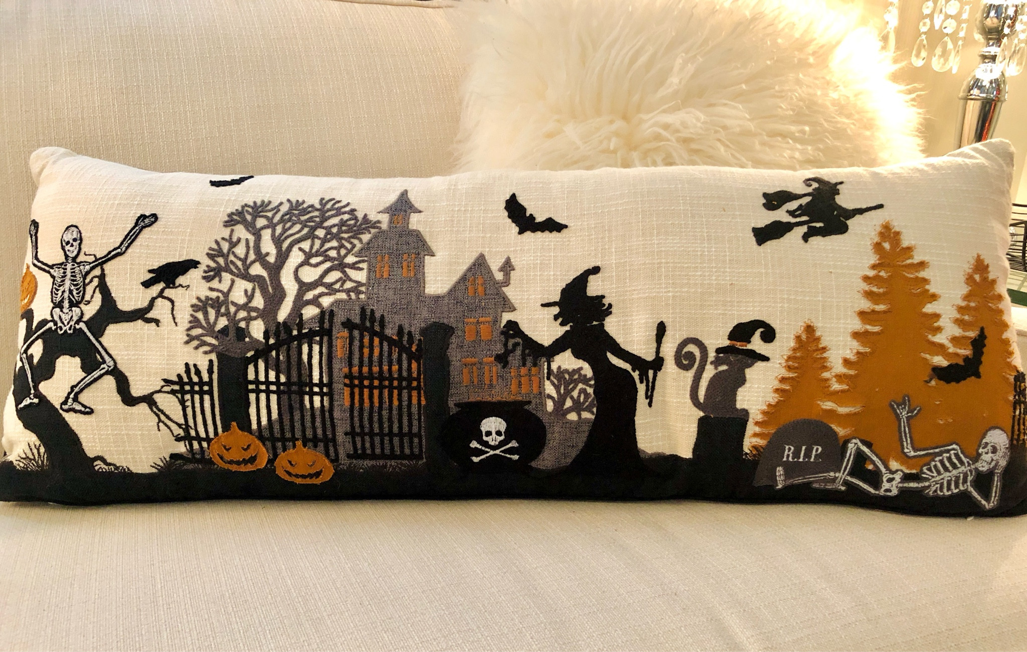 Halloween throw pillows 

#LTKFallSale #LTKHome #LTKSeasonal