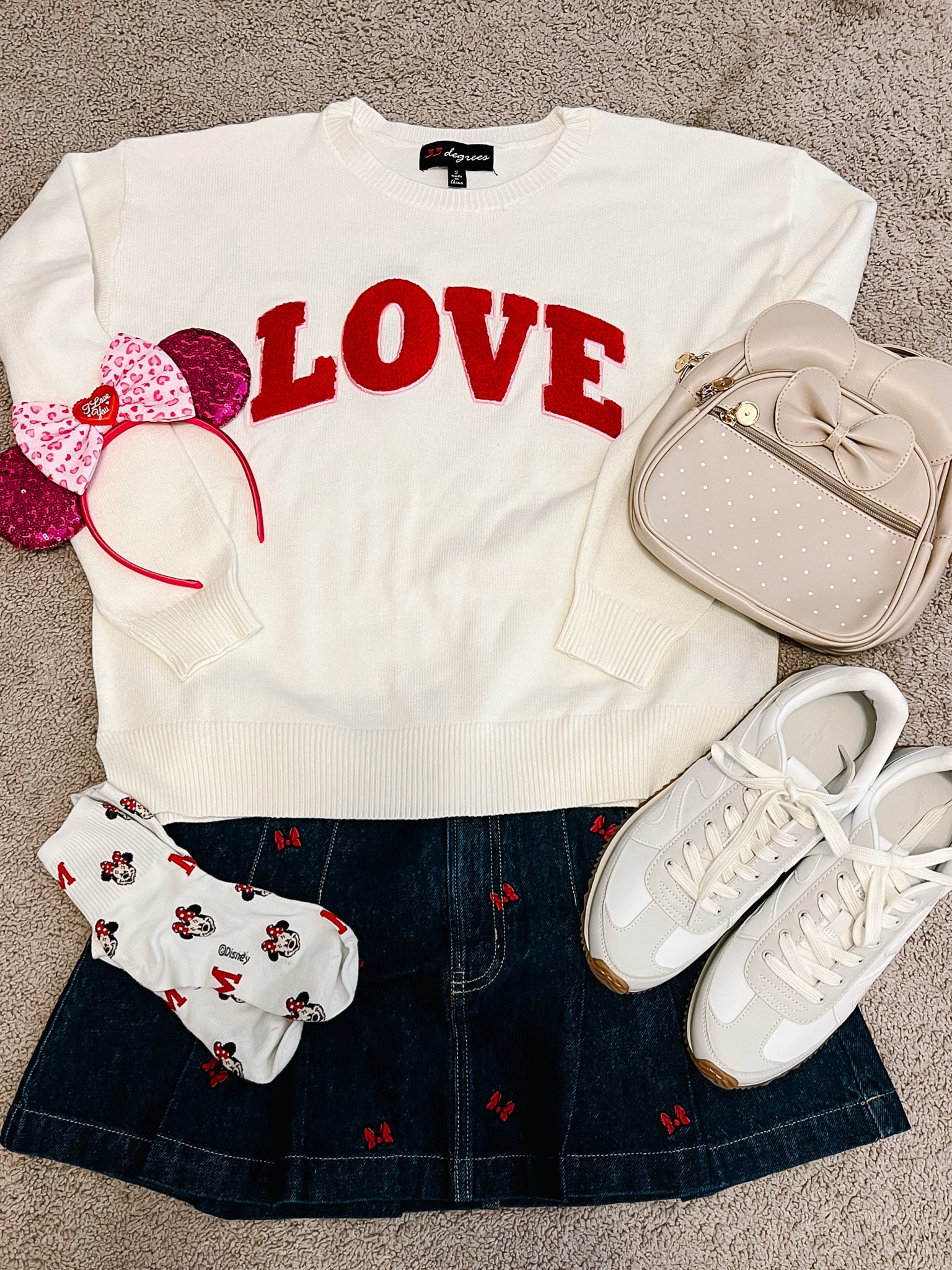 Disney world outfit idea
Disney world valentines outfit 

#LTKFindsUnder100 #LTKStyleTip #LTKFindsUnder50