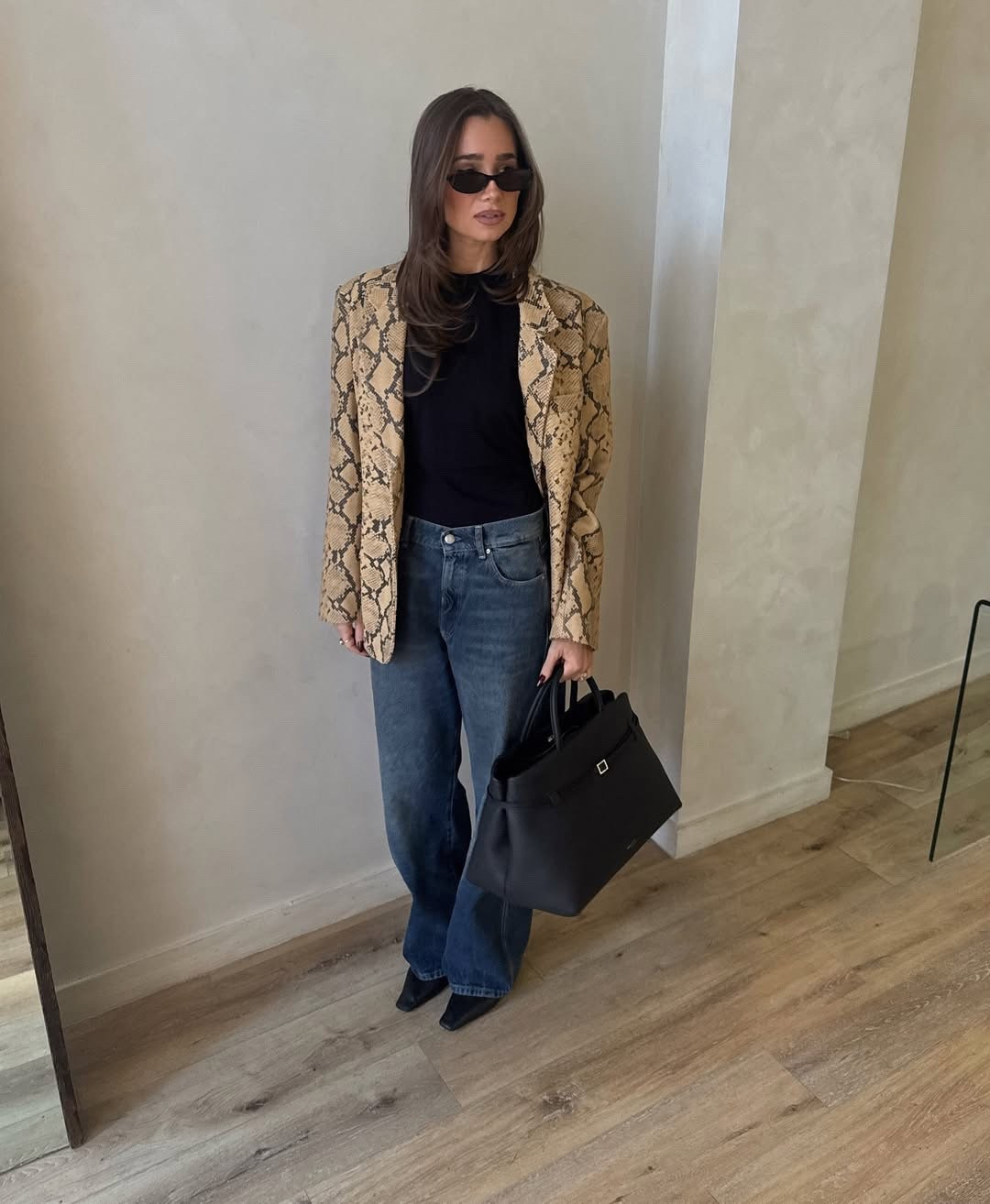 Recent look 🖤