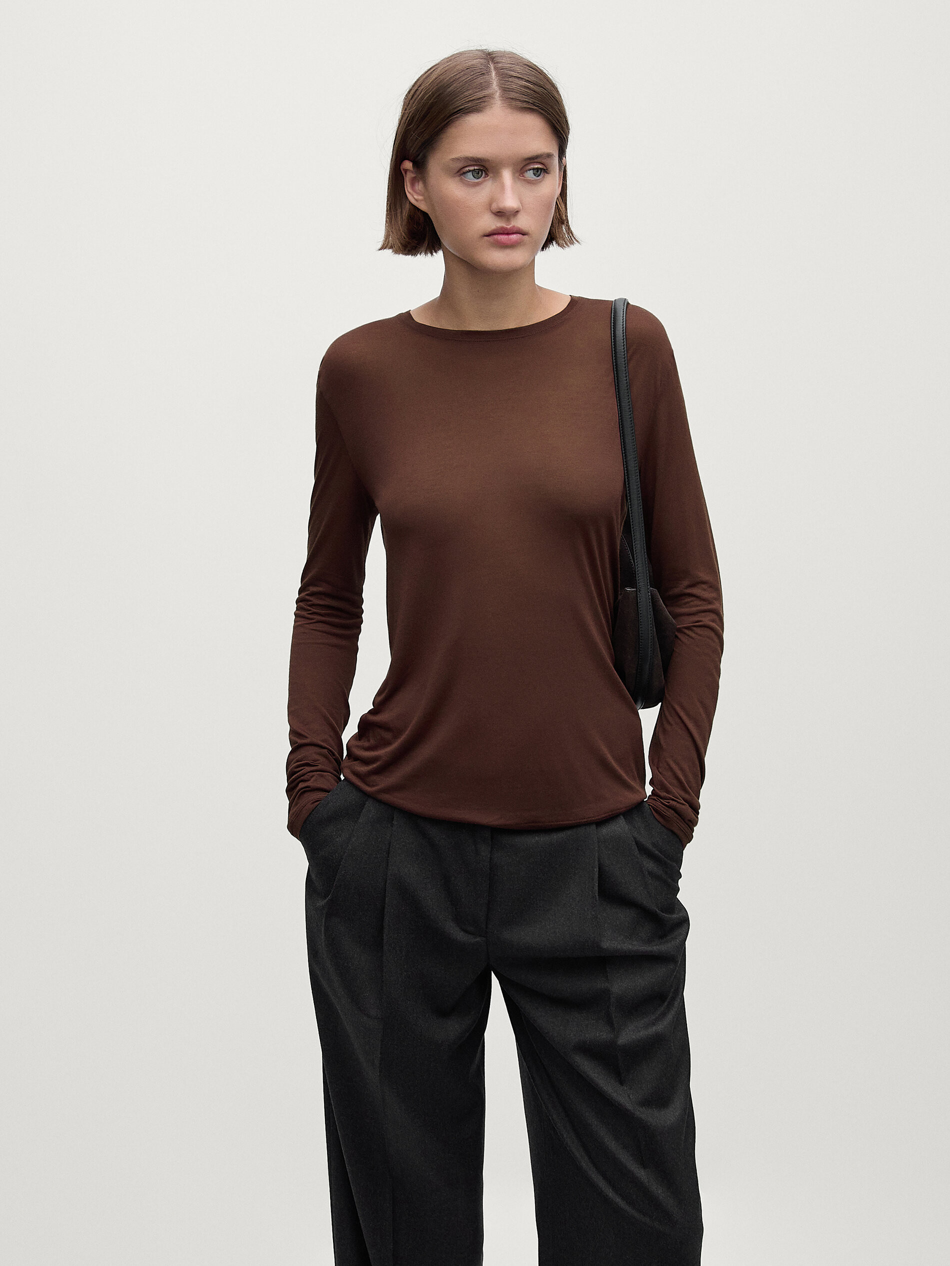 Lightweight long sleeve T-shirt | Massimo Dutti US
