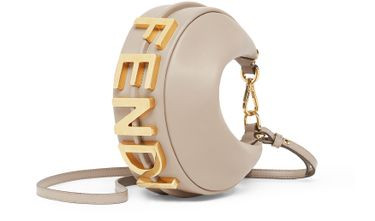 Delivery destinationEnglish£ | 24S (APAC/EU)