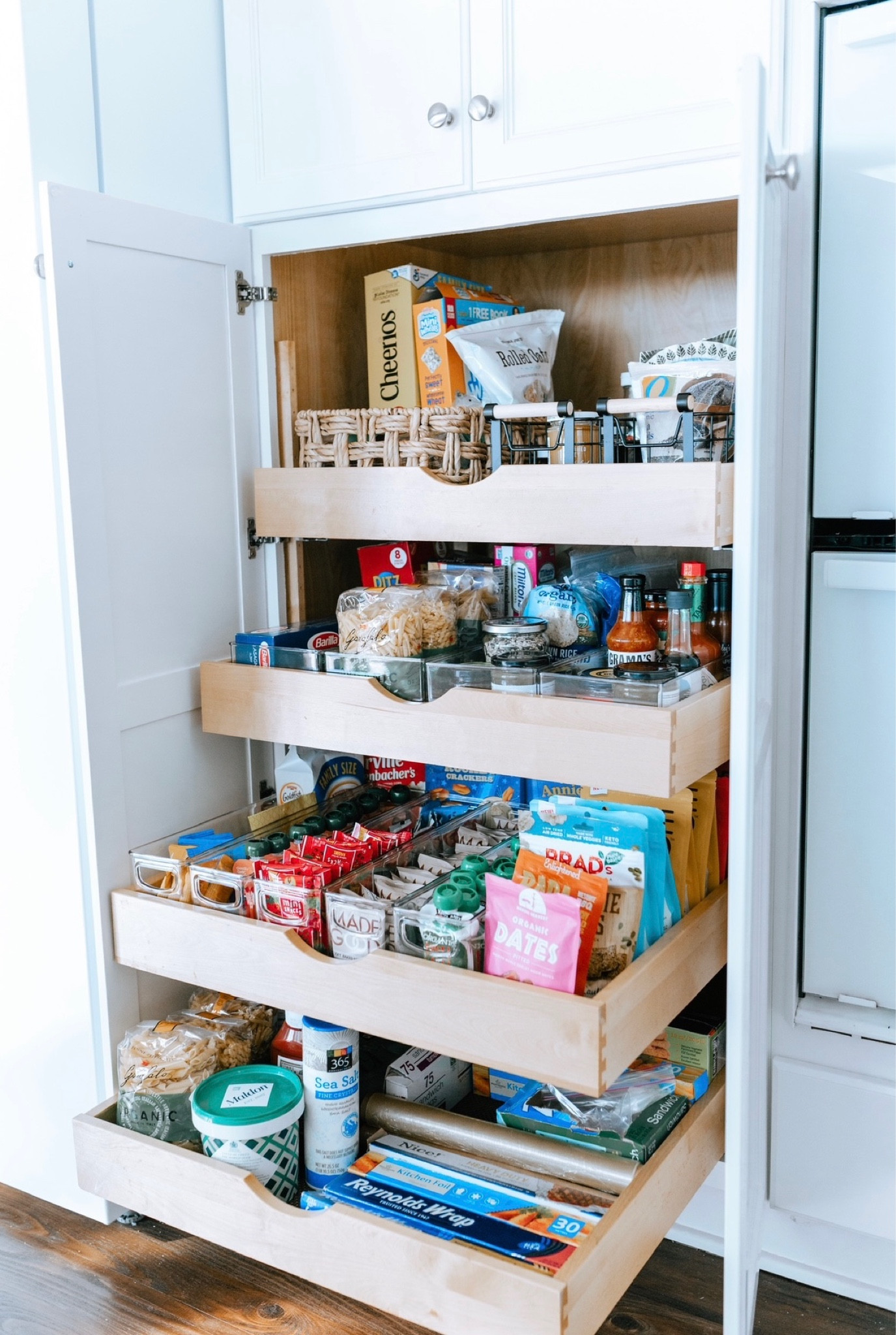 Kids’ snack and pantry organization

#LTKhome #LTKFind #LTKfamily