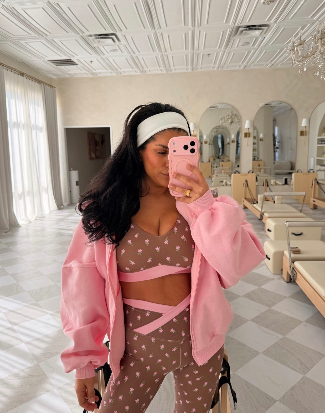 Feeling cute, feeling strong 💪🏼

#target #pilates #set

#LTKfitnessgoals #LTKootd #LTKdayinmylife