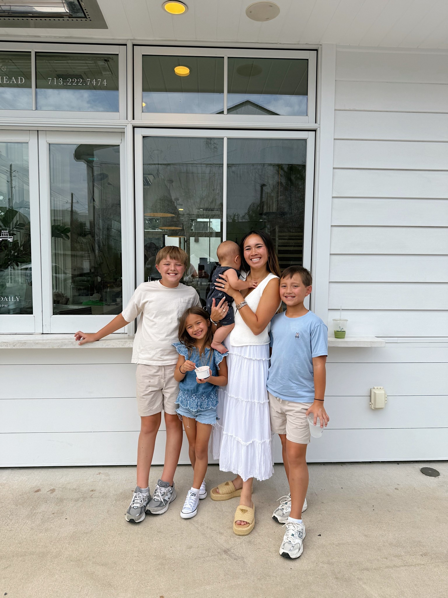 Family outfit details 