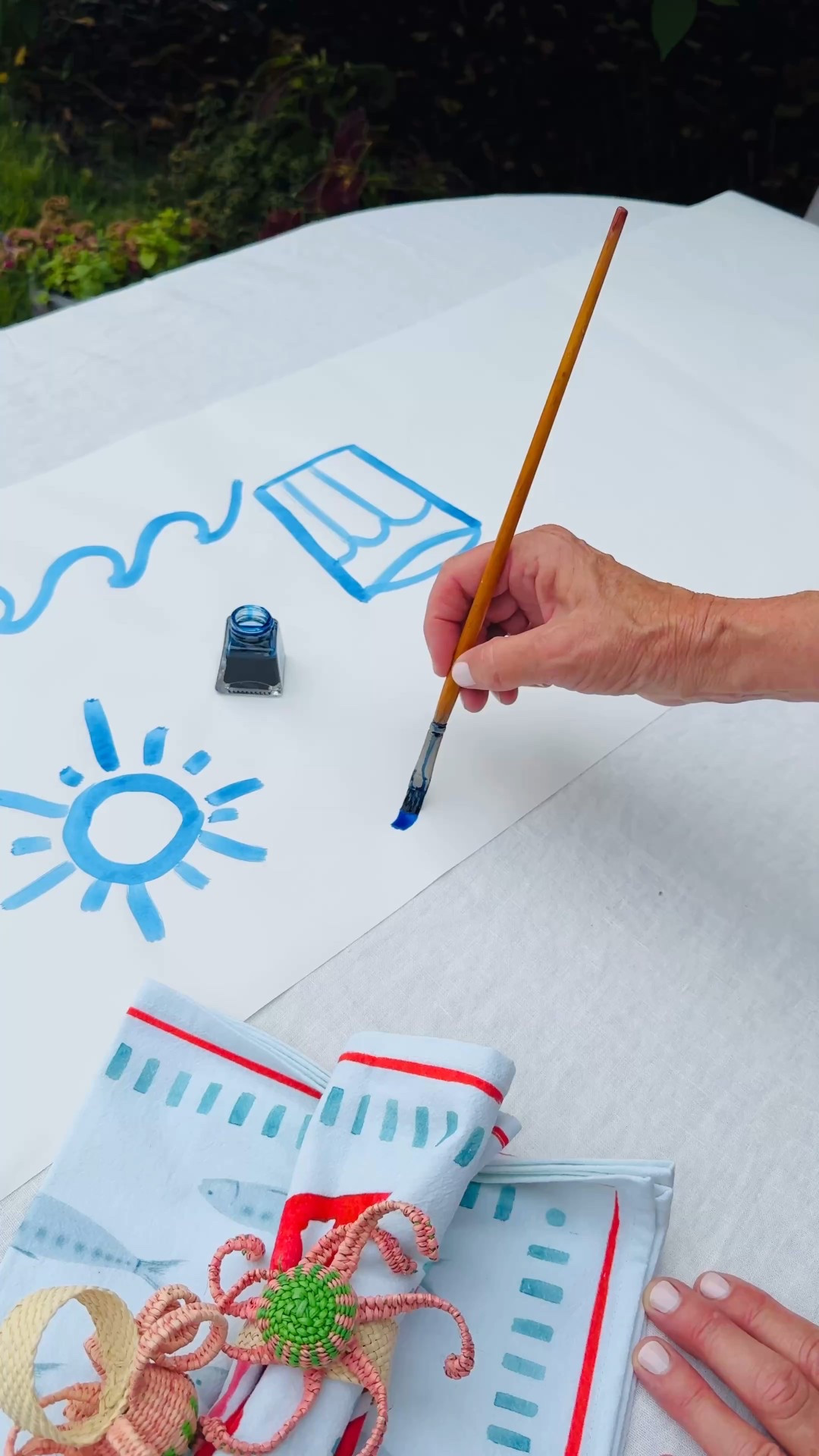 Make your own DIY table runner!

#LTKSeasonal #LTKHome #LTKParties