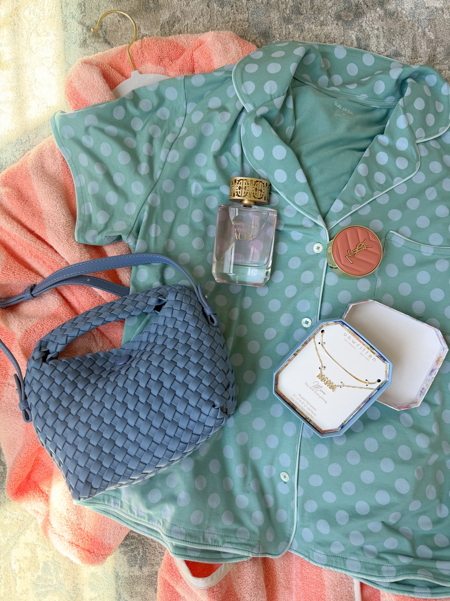 Macys Mother’s Day gift // pajamas // robe // perfume // jewelry // purse

#LTKMothersDay #LTKmomlife #LTKselfcare
