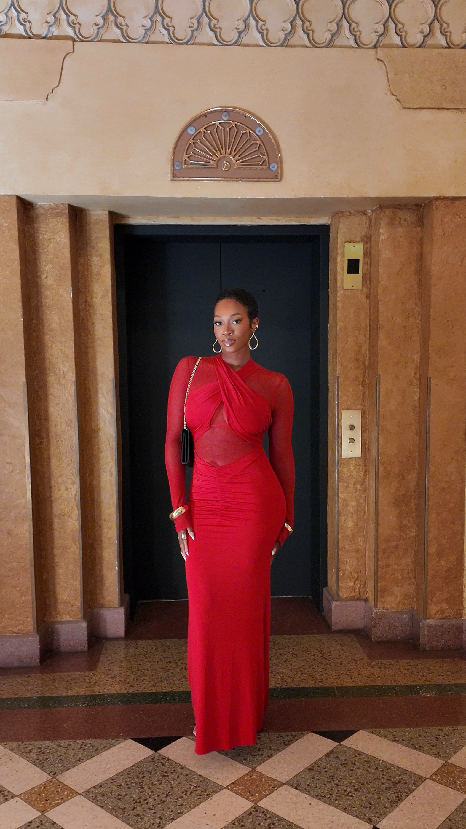 The perfect red dress for a night out #reddress #outfitofthenight 

#LTKStyleTip