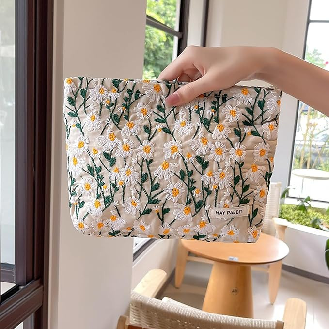 Large Waterproof Makeup Bag for Women, Portable Travel Cosmetic Organizer Pouch, Multi-Compartmen... | Amazon (US)