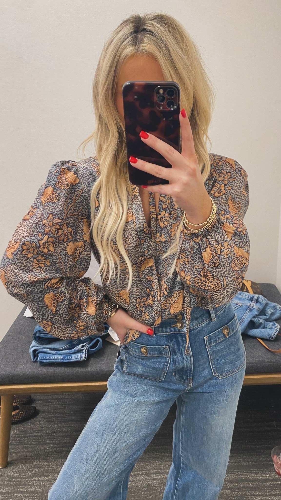 Linking similar Ulla tops that I love & my fave Veronica Beard jeans!

I wear a size 0-2 in Ulla Johnson, and am in a size 24 jean that I had hemmed 💫

OOTD, fall fashion, transitional season style, contemporary, Nordstrom

#LTKPetite