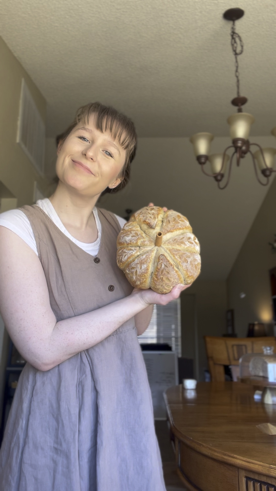 outfit check or excuse to show off my pumpkin shaped sourdough loaf👀

sooooo my dress is thrifted so i do not know where it is originally from but i tagged some similar styles!



#LTKVideo #LTKStyleTip #LTKSeasonal