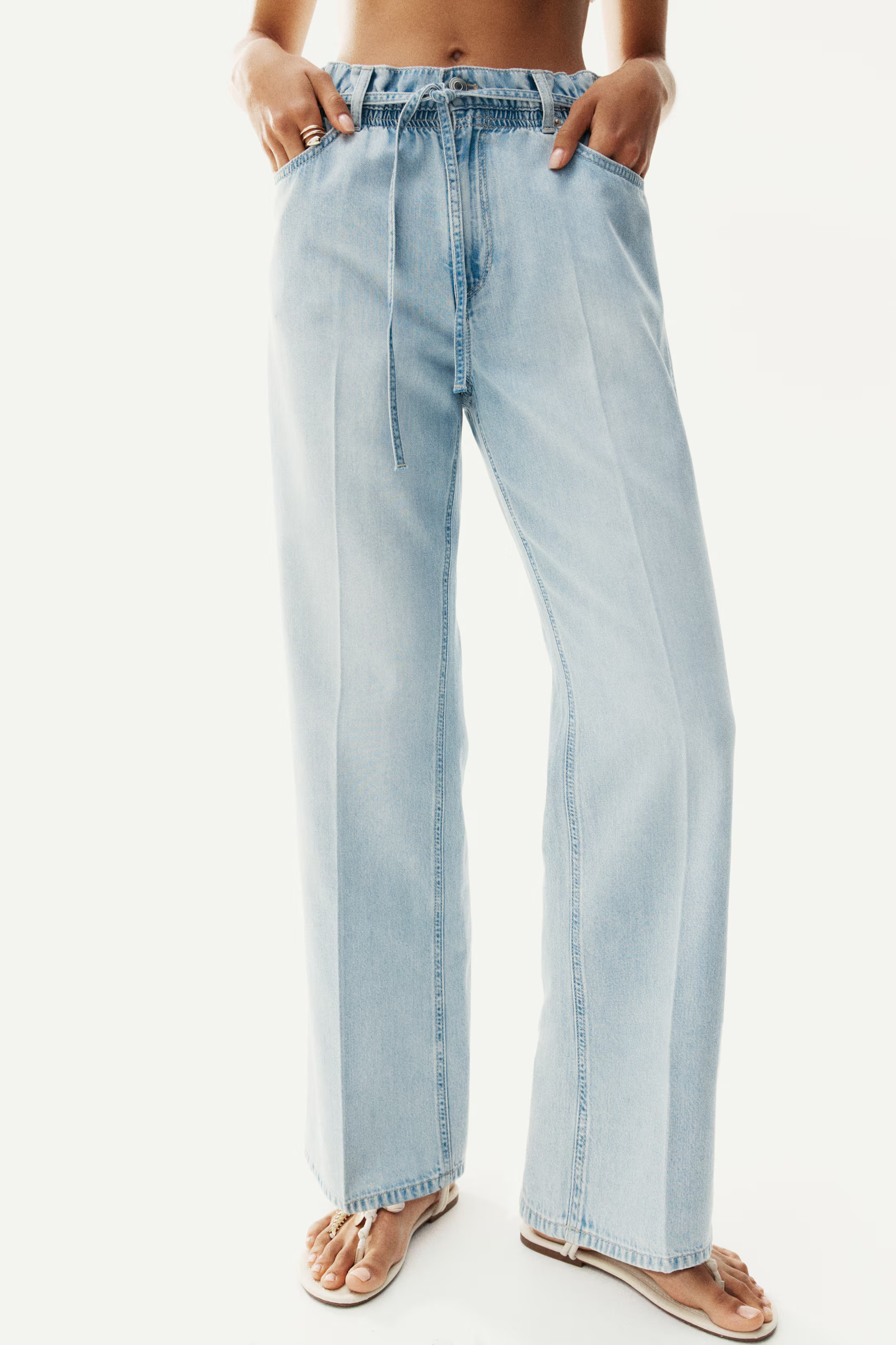 Belted paper bag jeans | H&M (UK, MY, IN, SG, PH, TW, HK)