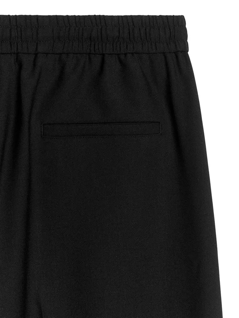 Wide-Leg Trousers - Black - ARKET GB | ARKET (US&UK)