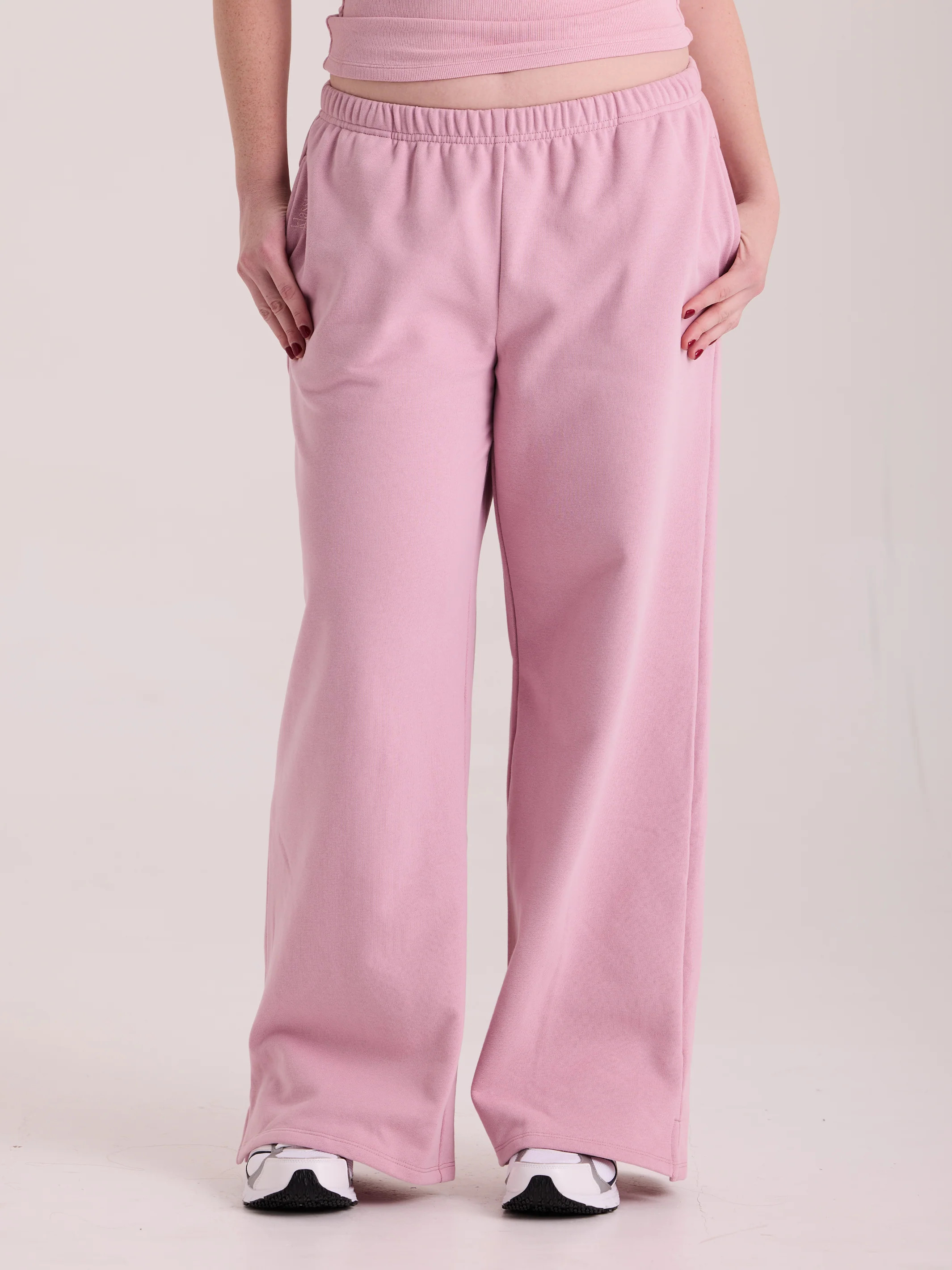 Lightweight Wide Leg Sweat Pants | Klassy