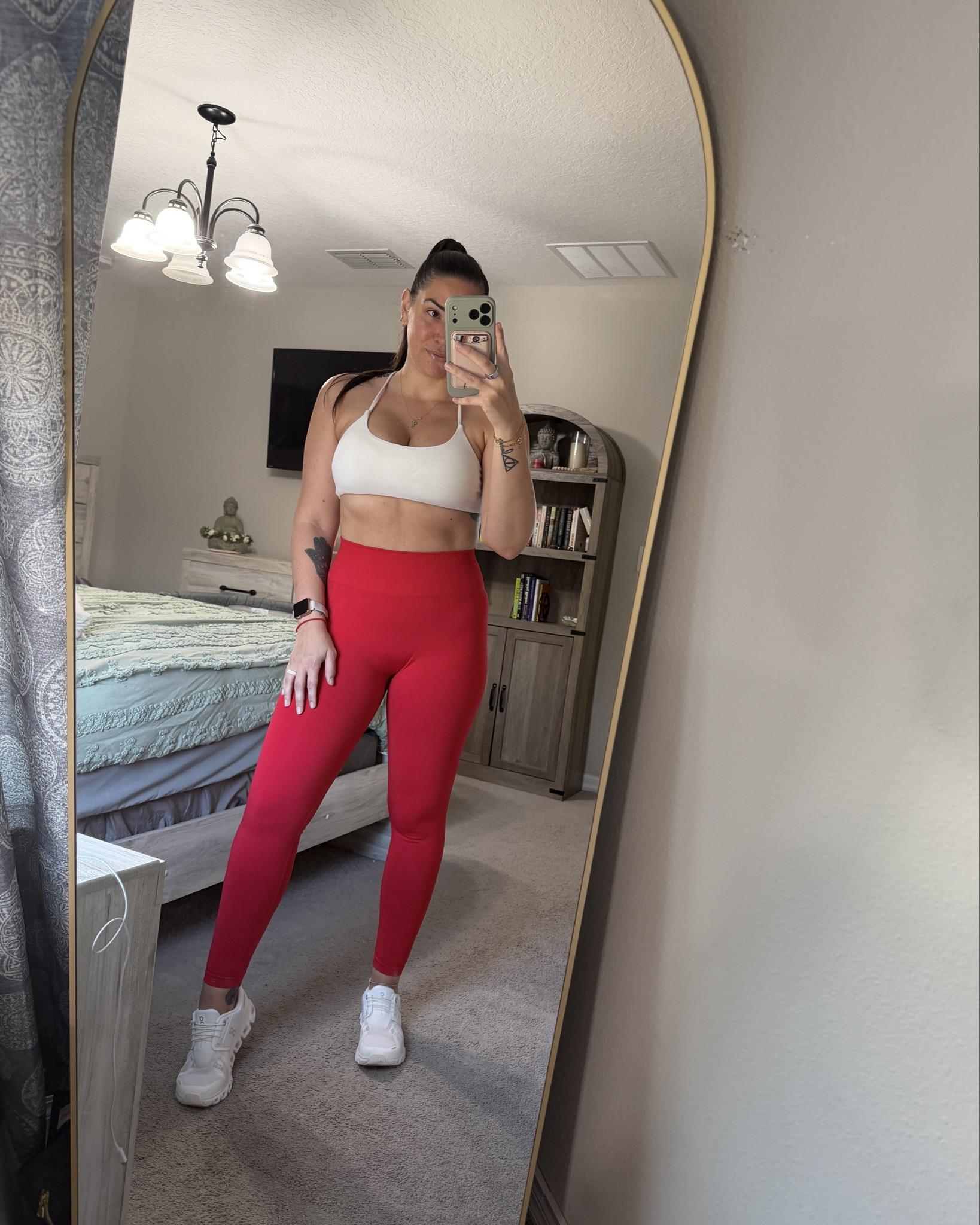 Perfect workout set to celebrate Valentine’s Day ❤️💌💘 🤍 #ValentinesDayOutfit #WorkoutOutfit #LTKSelfCare #Postpartum 

#LTKmomlife #LTKValentine #LTKfitnessgoals