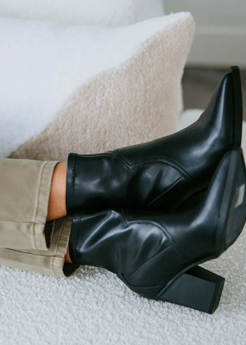Rachell Midi Boot | Lauriebelles