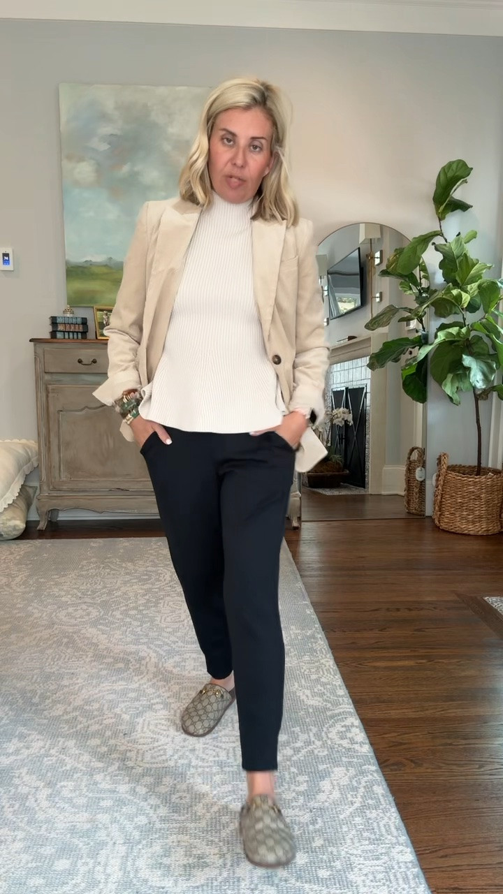Spanx Air Essentials Slim Cuff Joggers for the win! 
Jogger - small petite 
Top - xs
Blazer - 4R
Mules - 38 tts

CODES- 
*Spanx - LTK20 for 20% off full priced Spanx in the LTK app
*Allie + Bess - Catherine20