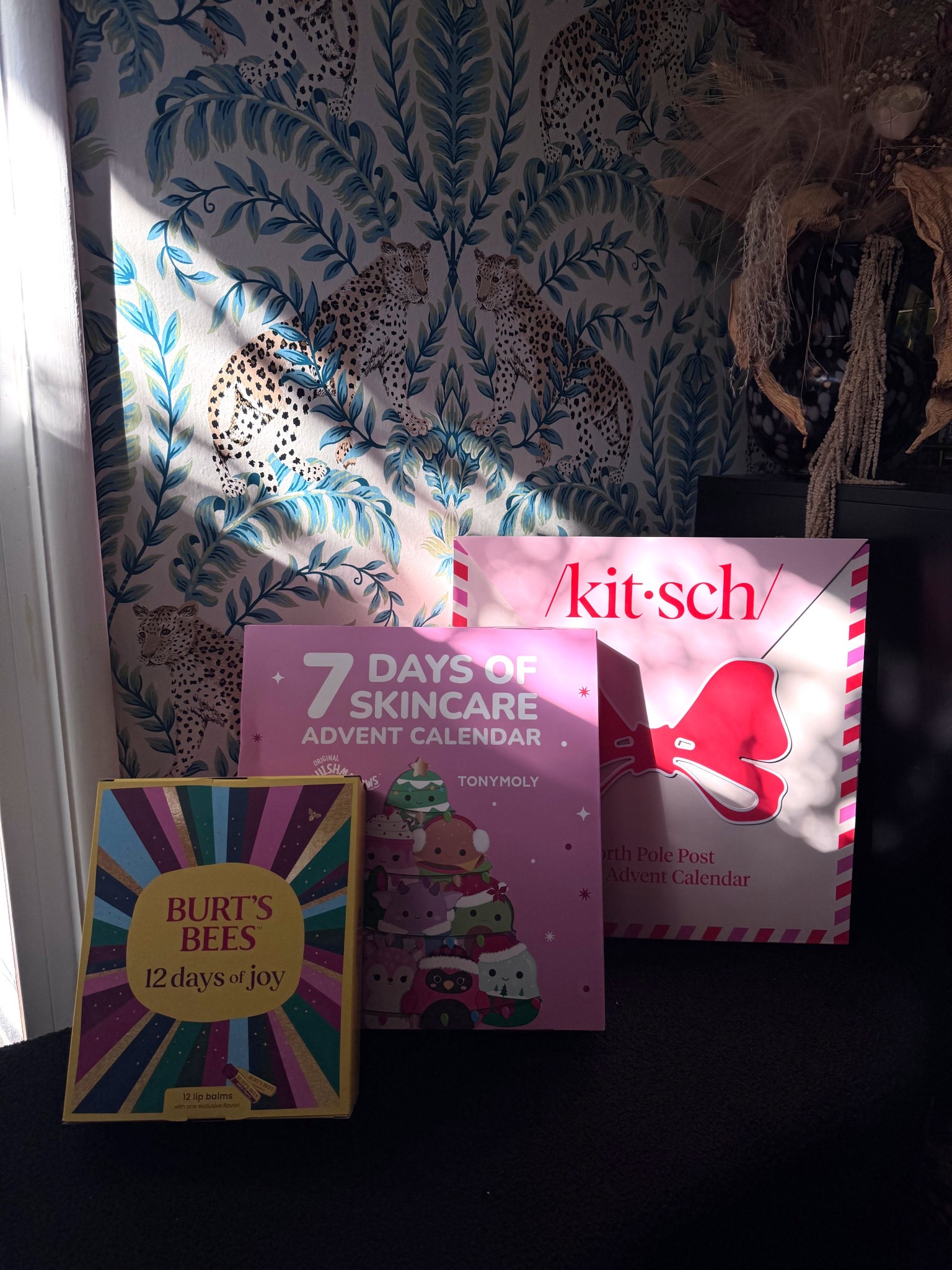 It’s officially 
✨ Advent Calendar Season ✨

Tell me I’m not the only one who treats these like a sport 😂

These are the 3 I’ve grabbed so far… and yes, the obsession is real.

I made a guide with the best Advent calendars this year…beauty, food, kids, luxe, budget-friendly.

Go peek before they sell out 😅🎁

#LTKselfcare #LTKHoliday #LTKGiftGuide