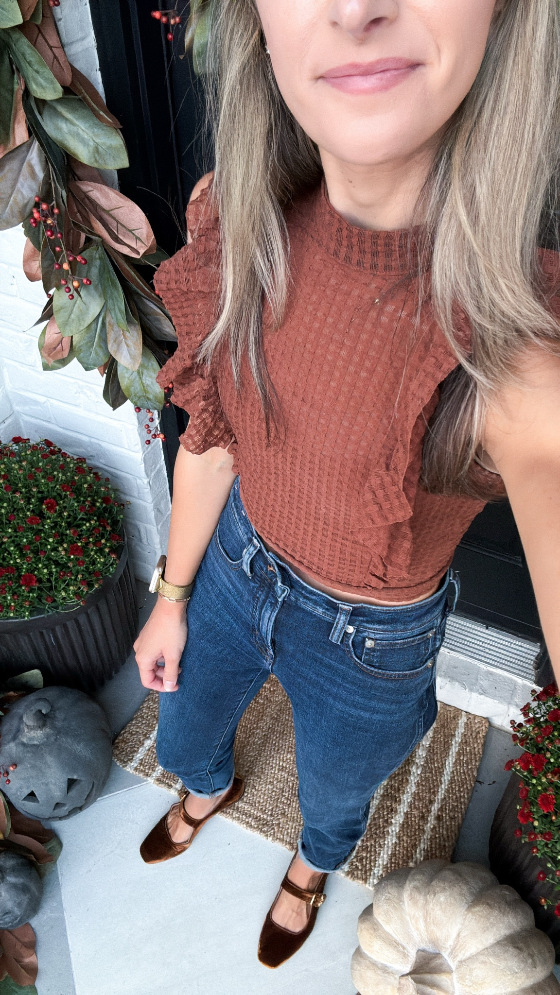 Outfit links 🍂✨

Top is so cute & the back is even cuter! These jeans are classic, and my flats are my favorite for fall! 

Everything is true to size! 



#LTKFallSale #LTKSeasonal #LTKStyleTip