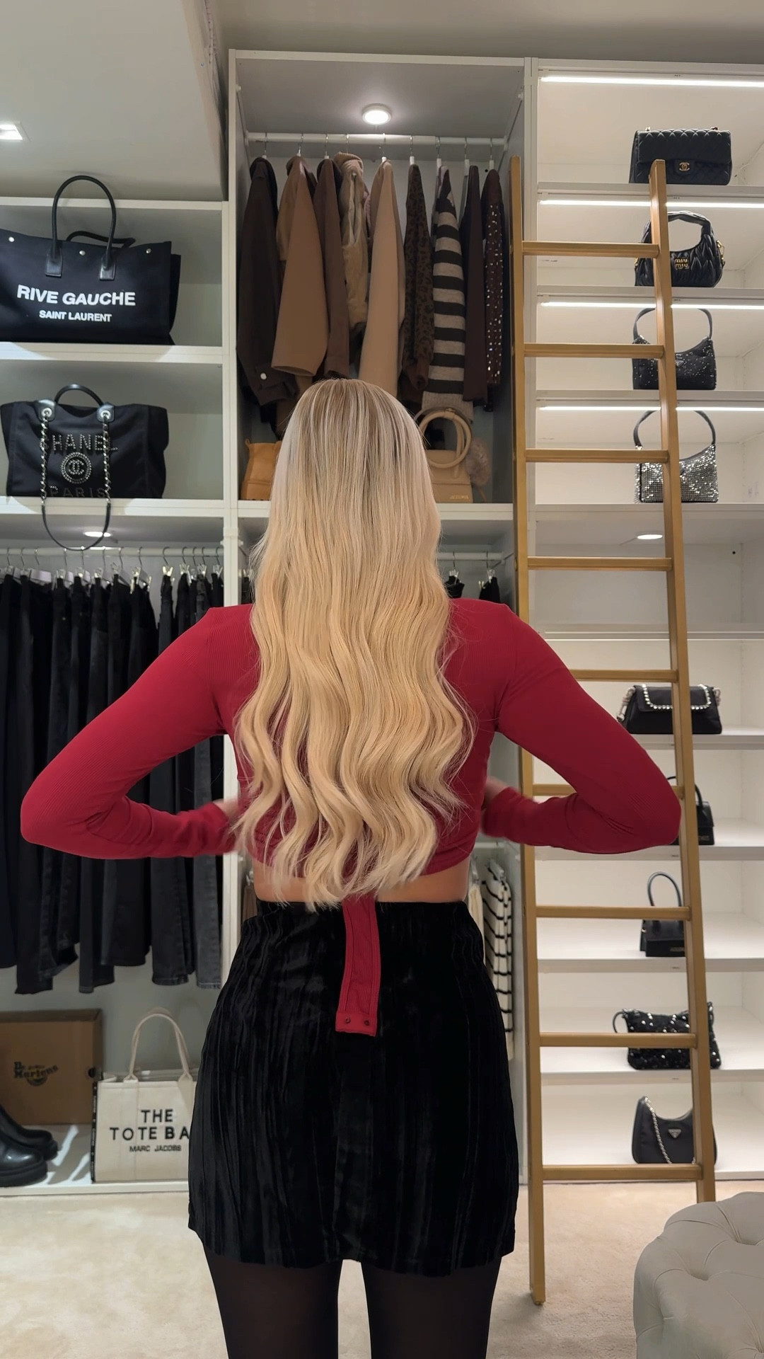 Skirt outfit inspo ✨

#LTKSeasonal #LTKFindsUnder50 #LTKStyleTip