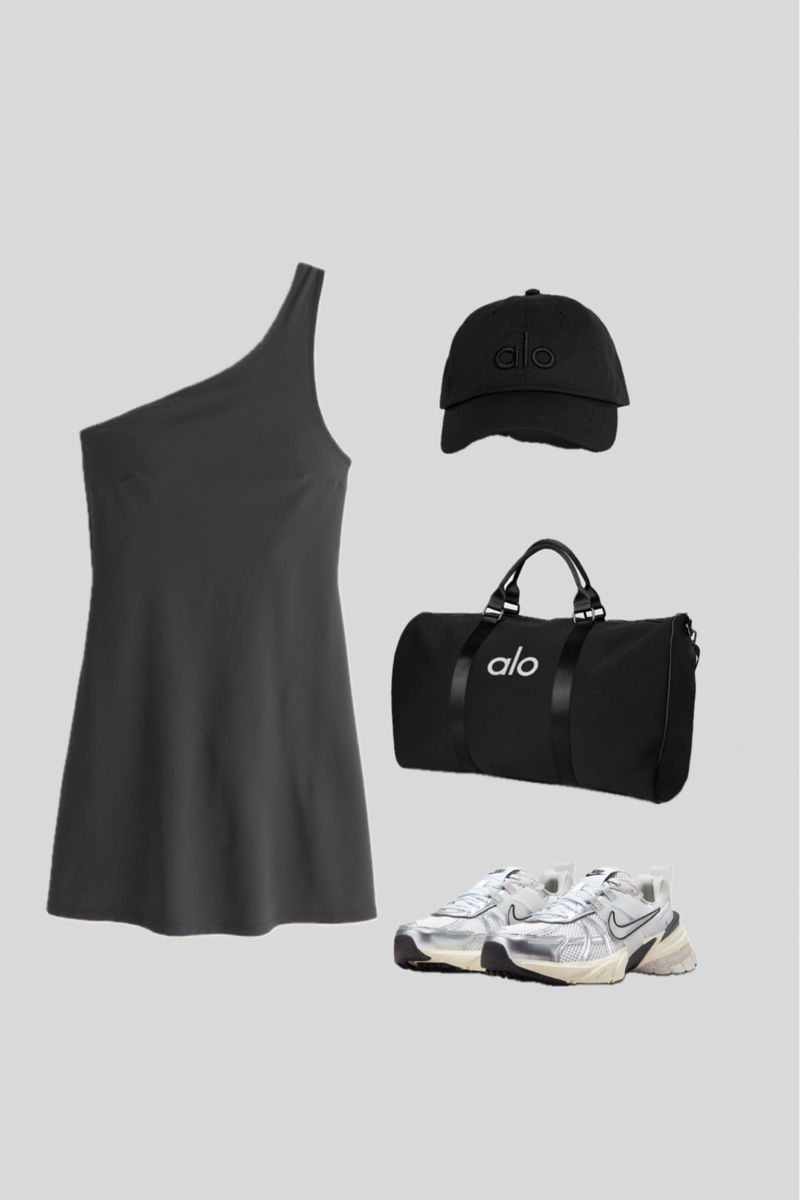 Travel outfit!🖤☁️

#LTKSeasonal #LTKshoecrush #LTKstyletip