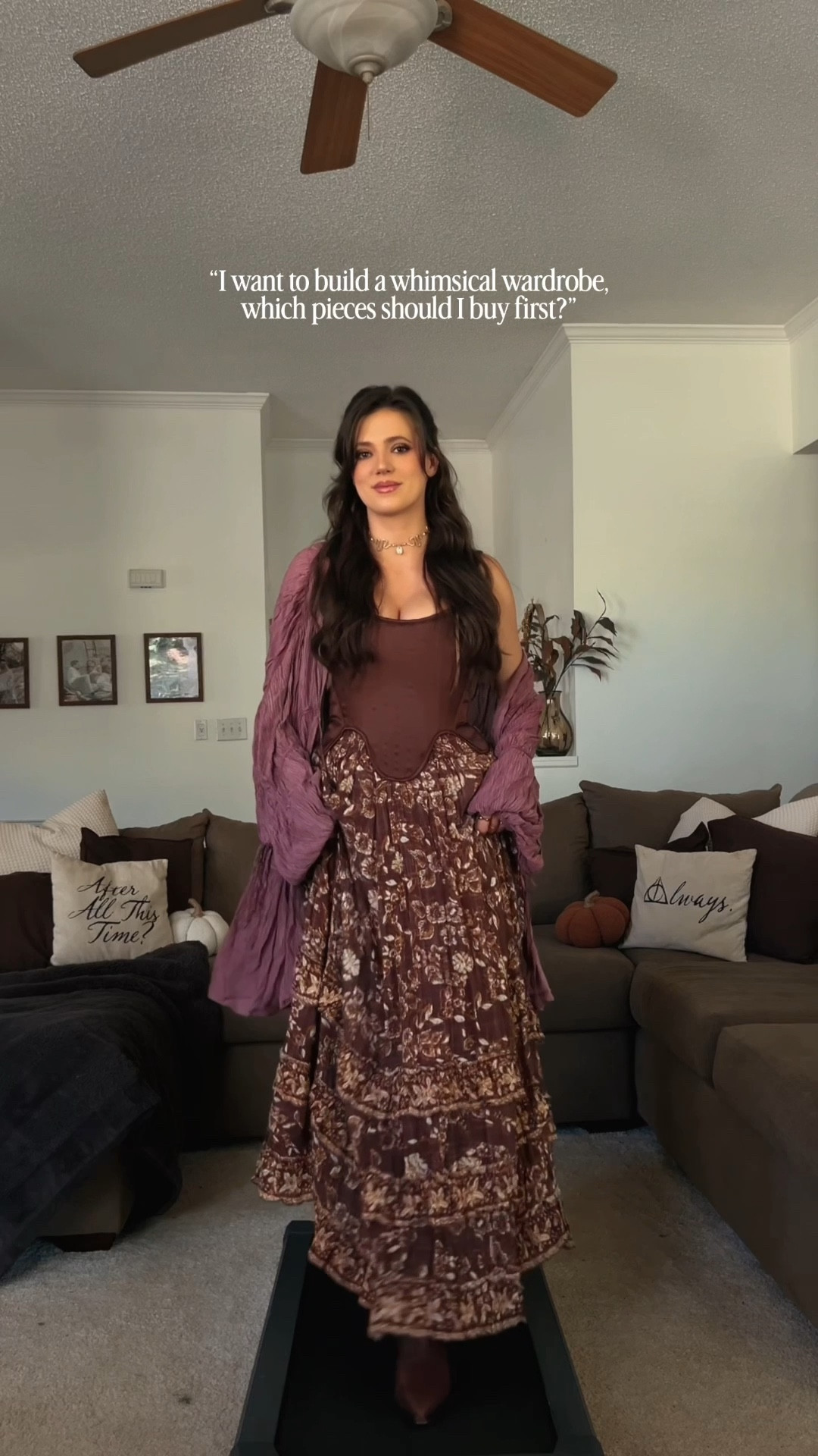 Whimsical wardrobe starter pack: 7 essential pieces to start with. 🦢✨🤎

1. Maxi dresses
2. Lace tops/bralettes
3. Dusters or shawls
4. Maxi skirts
5. Corset tops
6. Belts 
7. Vests or harnessess